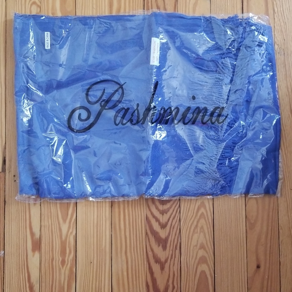 Pashmina scarf